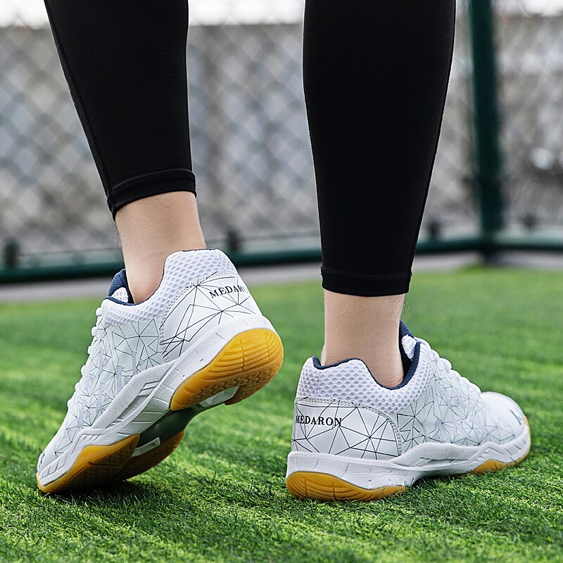 Neue Herren Badminton Schuhe Weiß Blau Männer Frauen freundlicher Anti Unterhose Tennis Schuhe Größe 36-45 Licht Gewicht Badminton turnschuhe Damen