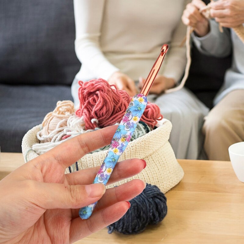 8pcs Crochet Hooks Set with Polymer Clay Handle DIY Craft Making Crochets Hook Accessories for Women Girls