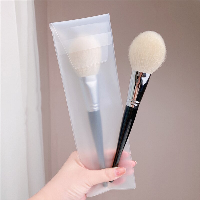 European Vintage Makeup Brushes Natural Ebony Handle Goat Hair Powder Foundation Blush Brush Beauty Cosmetic Tools