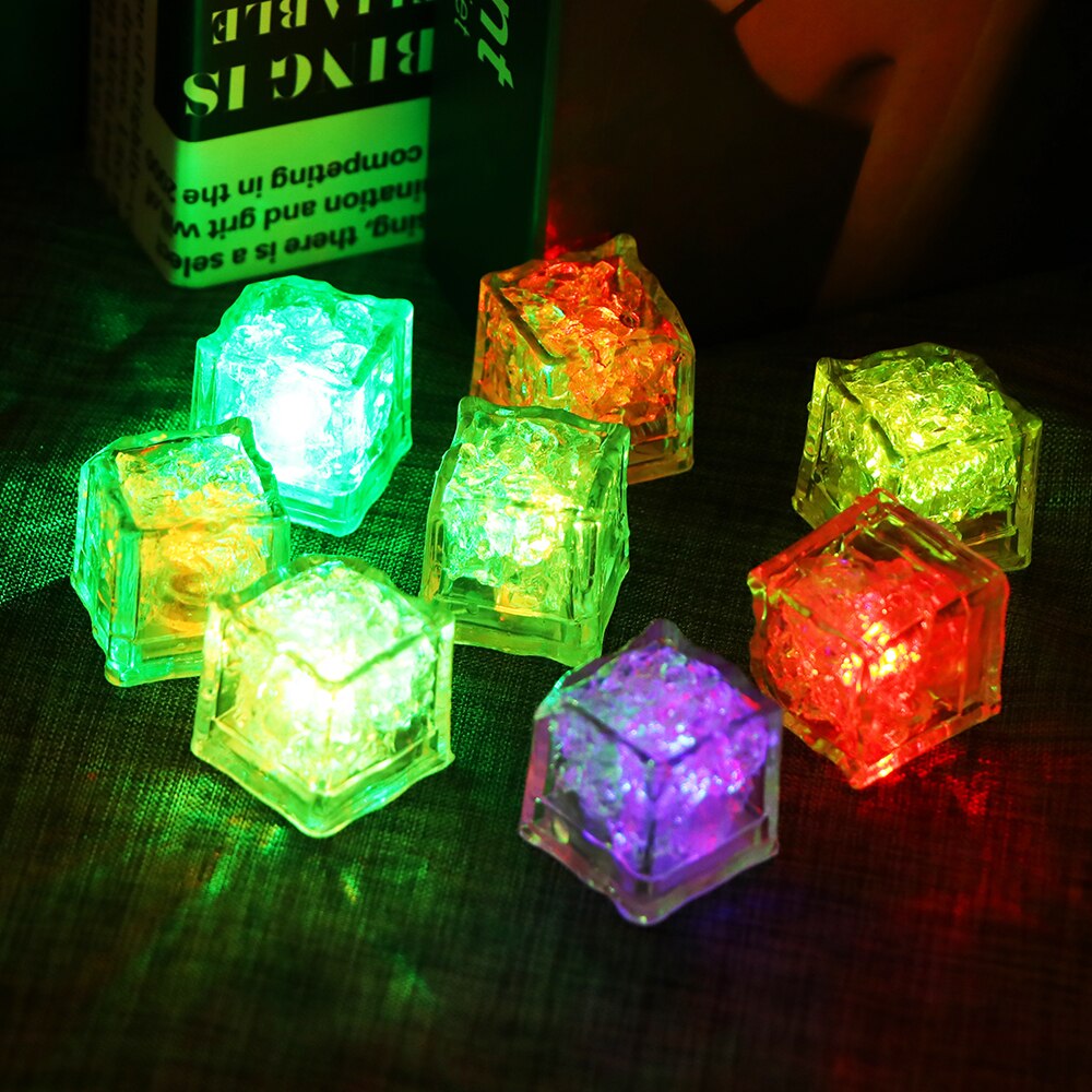 1/12 stücke Eiswürfel Licht Mehrfarbig Dekorative LED Flüssigkeit Sensor Eiswürfel LED glühen hell hoch Für Bar Verein Hochzeit partei Champagner