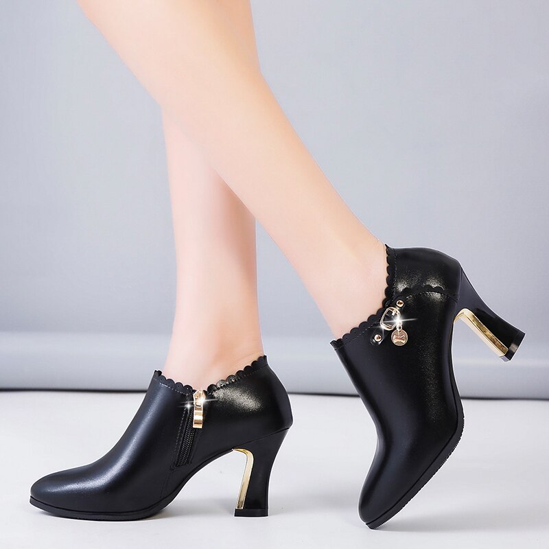 Vinter kvinnor bara stövlar höga klackar klänning skor dam ankel boots spetsiga tå botas mujer tunna klackar pumps dam skor 7986r