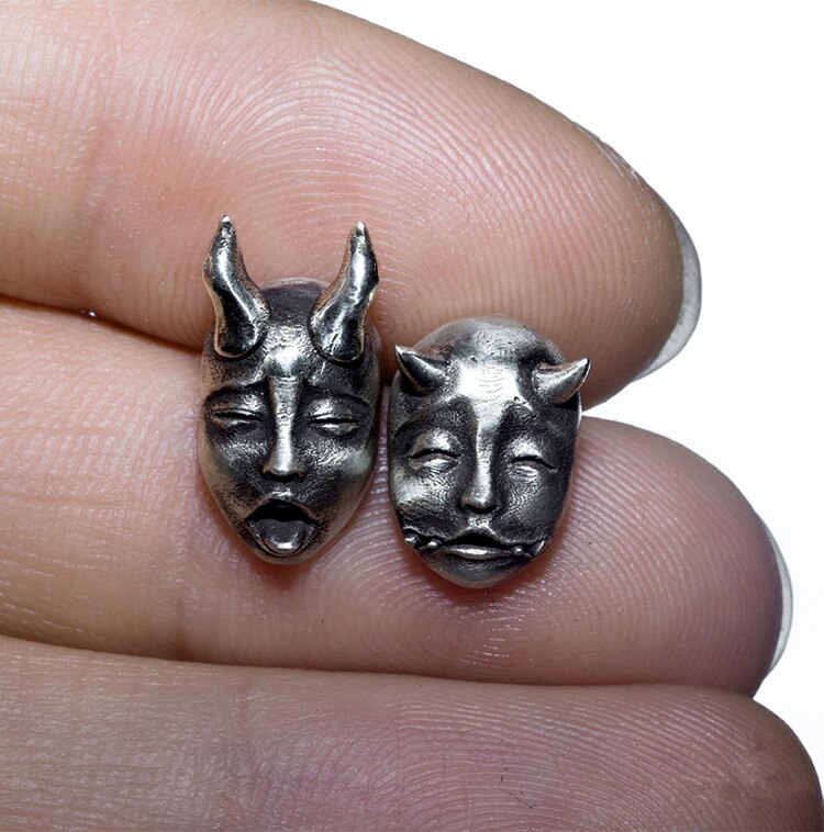 Personality Silver Plated Gothic Horned Demon Baby Stud Earrings Devil Prajna Skull Earrings for Men Women Biker Punk Jewelry: 1 Set