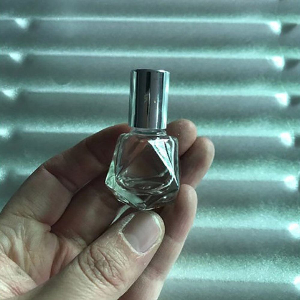 1Pc 8Ml Mini Essentiële Oliën Metalen Roller Bal Glazen Parfumflesjes Reiziger Lege Roll-On hervulbare Flessen: Silver