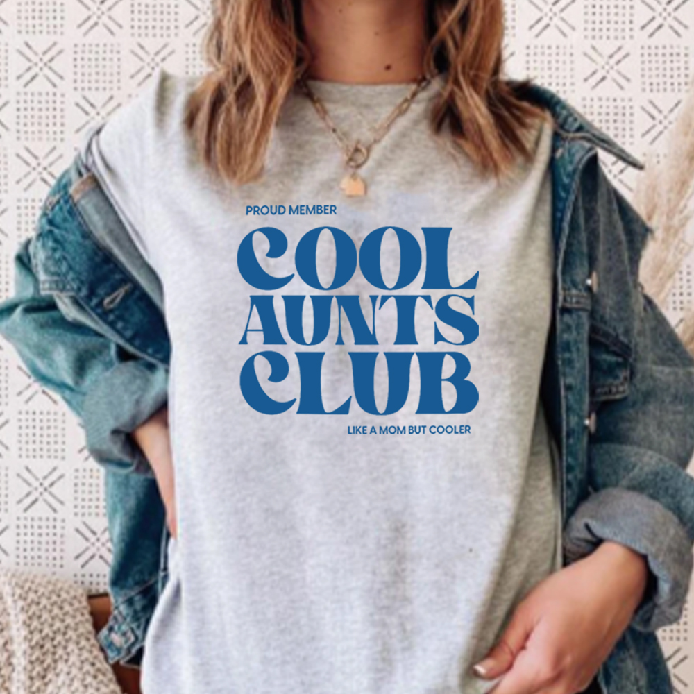Coola mostrar klubb grafiska t-shirts coola mostrar t-shirts coola mostrar klubb befordrad till moster t-shirts blivande moster damkläder