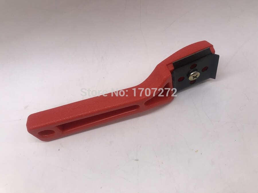 The plumber tools PE pipe drawknife, scraping knife, scraper blade, rabbler, pipe fitting