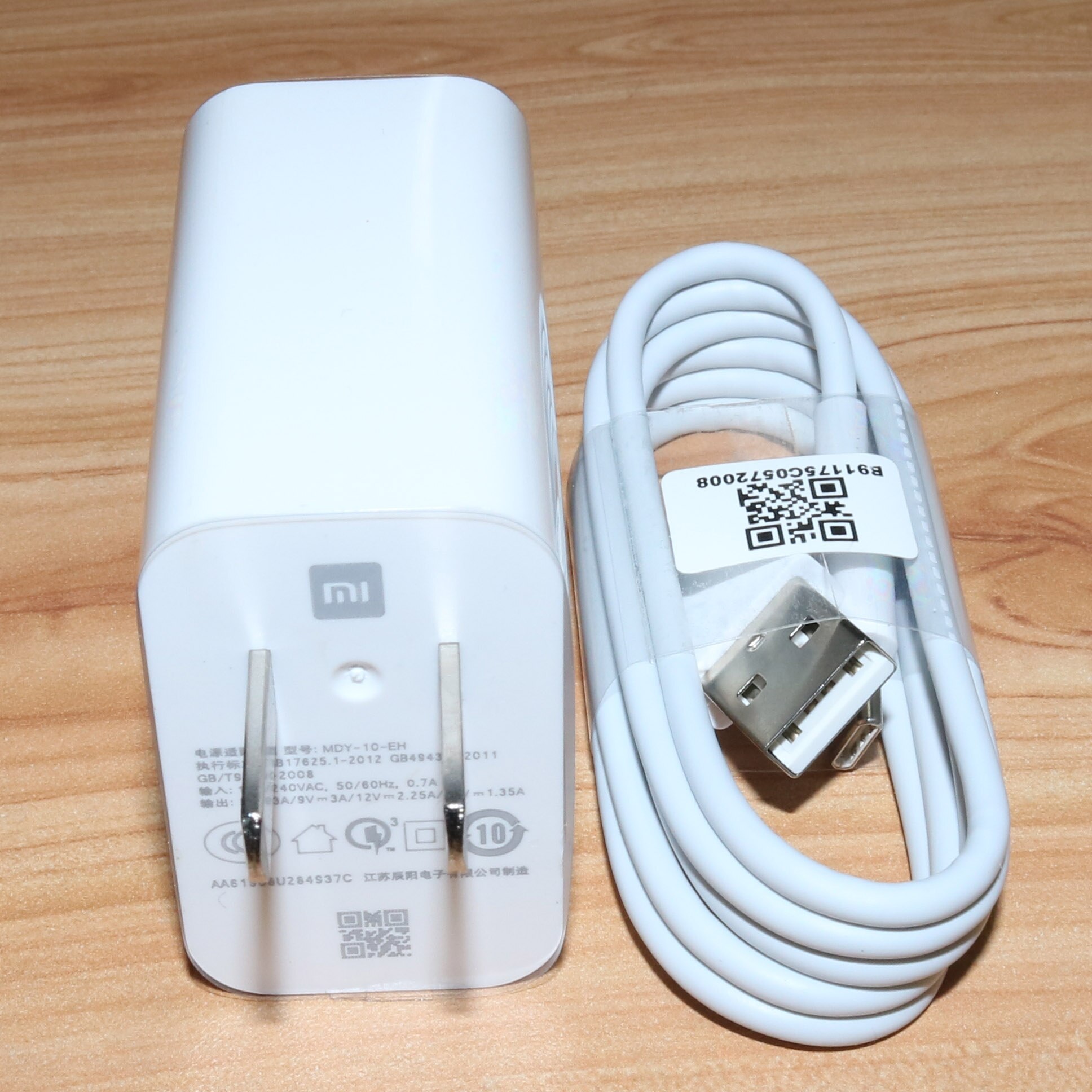 Carregador rápido usb xiaomi 27w qc4.0 turbo, cabo adaptador de carga tipo c para xiaomi 9 9se 8 8se 9t pro cc9 a3 redmi k20 note 7 pro: US add Cable