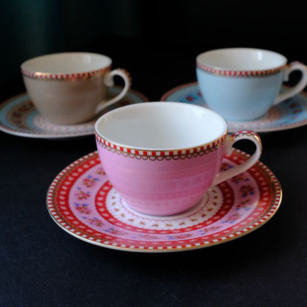 Taza de café de estilo real Golden Top Grade Bone China juego de tazas de té europeo y platillo té de la tarde buen BB95