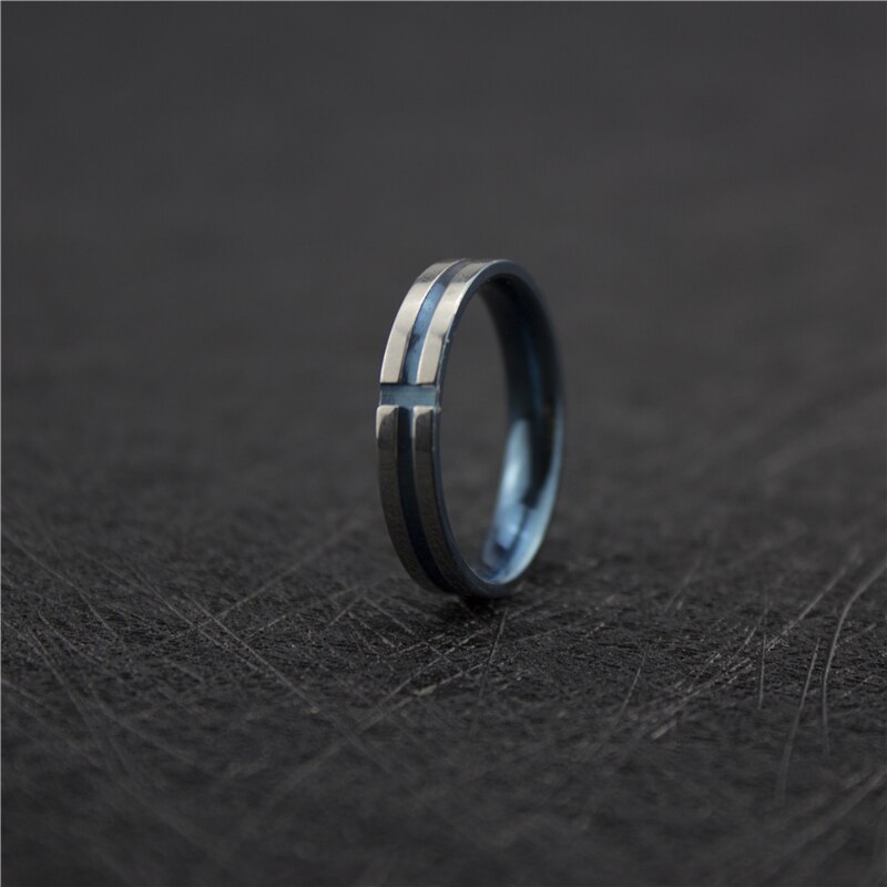 Trendy smykker luksusdesign blå farve rustfrit stål vielsesring til kvinder piger simple 4mm krydsparringe