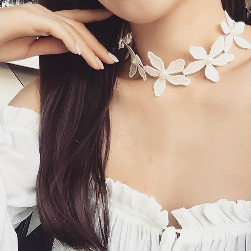 Japanese Kpop Spring Cherry Blossoms Heart Pendant Choker Short Clavicle Necklaces For Girl Cute Aesthetic Jewelry