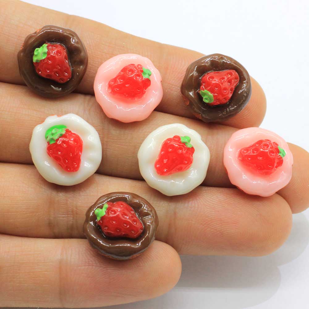20/100 st harts mini jordgubbstårta platt bak miniatyr kakor cabochons för telefon dekoration hantverk göra mat dockhus