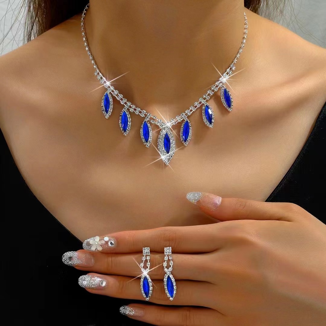 Gargantilla de cadena con cuello de cristal de Color plateado brillante para mujer, Gargantilla con diamantes de imitación para de boda, de joyería: Oro champán