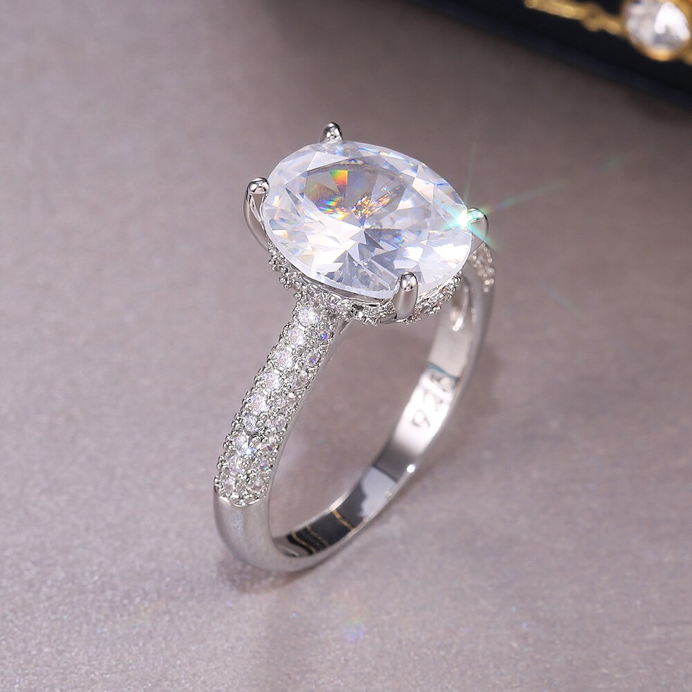 Huitan Silver Color Delicate Oval Cubic Zircon Stone Women Bridal Ring for Wedding Engage Party Best for Wife Classic Rings