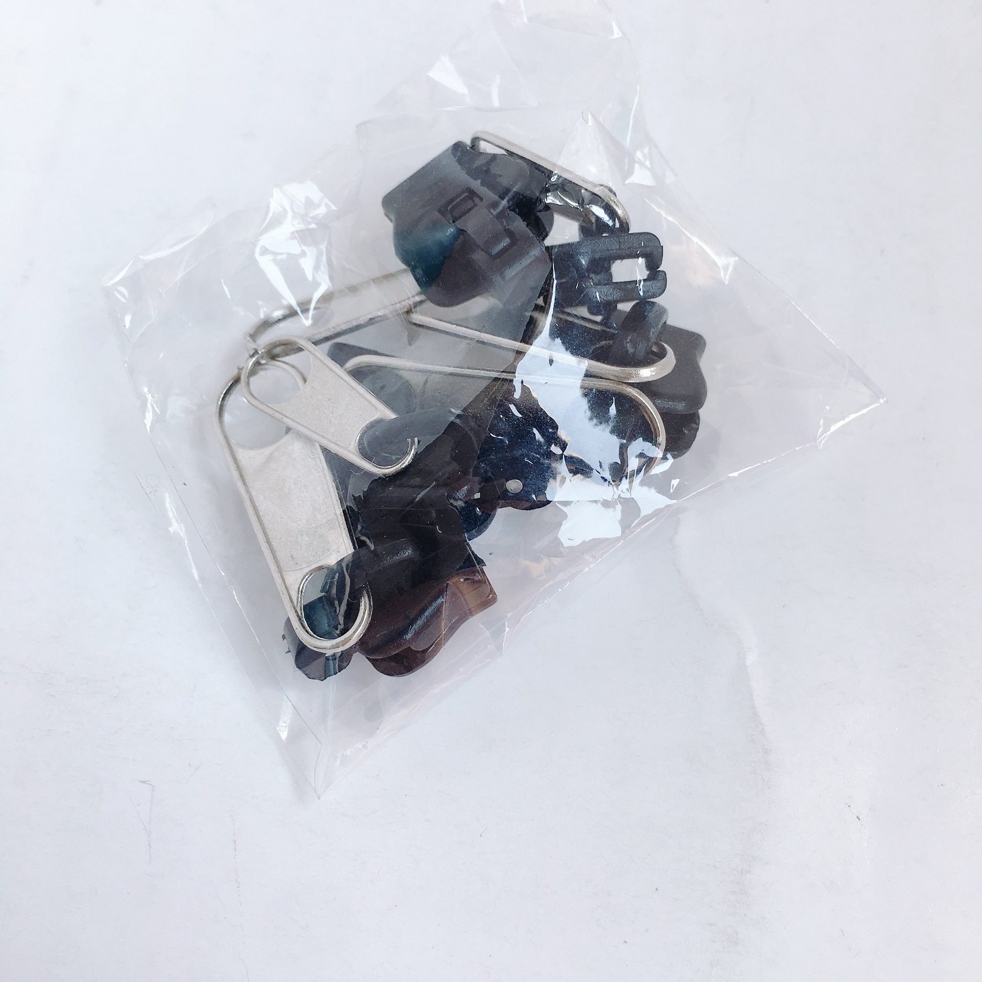 Kit de reparación de cremalleras con cierre automático, herramientas de repuesto de cremallera instantánea Universal, deslizadores de cremallera de rescate de dientes para ropa, bolsa y zapatos: Zipper-Black-6pcs