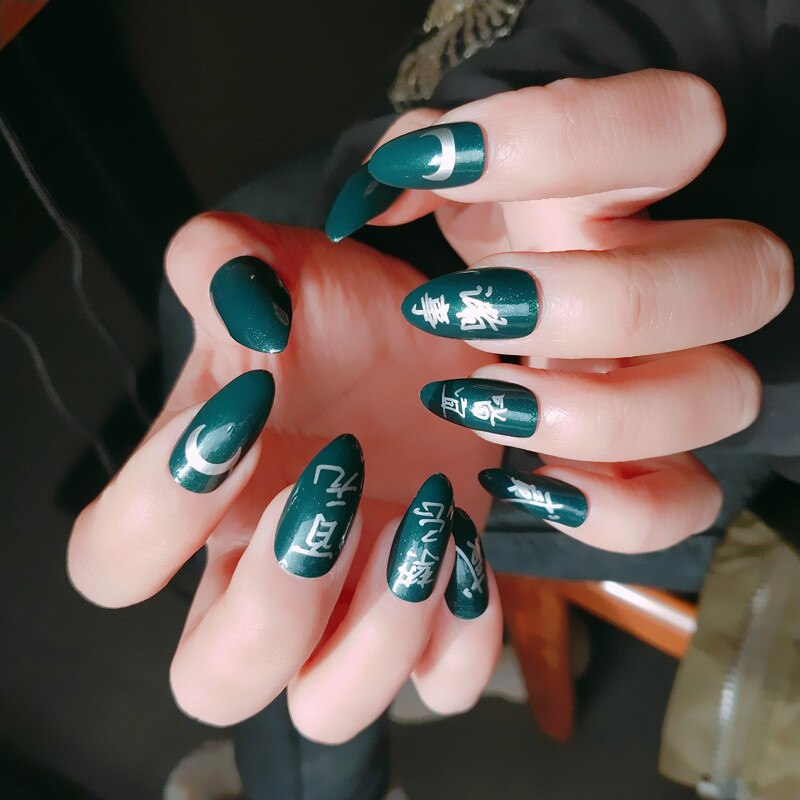 Faux ongles verts pour manucure Punk Moon, accessoires artificiels pour Nail Art, couverture complète Stiletto, 24 pièces/lot