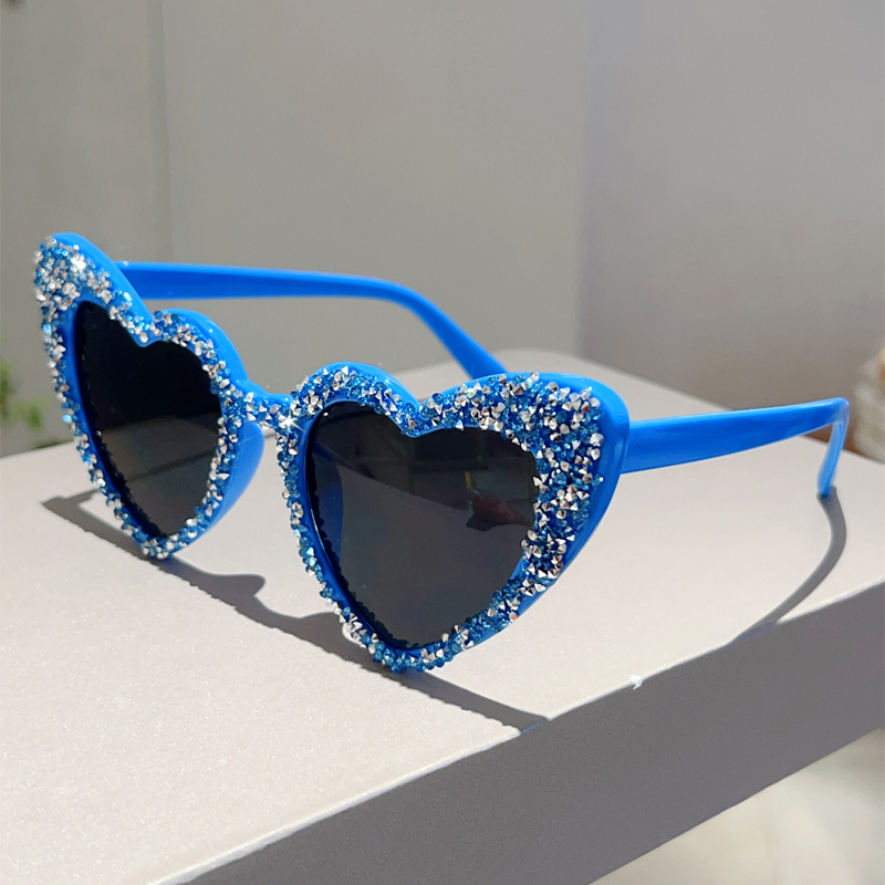 Óculos de sol vintage em forma de coração com strass para mulheres, óculos de sol novos originais, tons decorativos da moda, 2024: ROXO