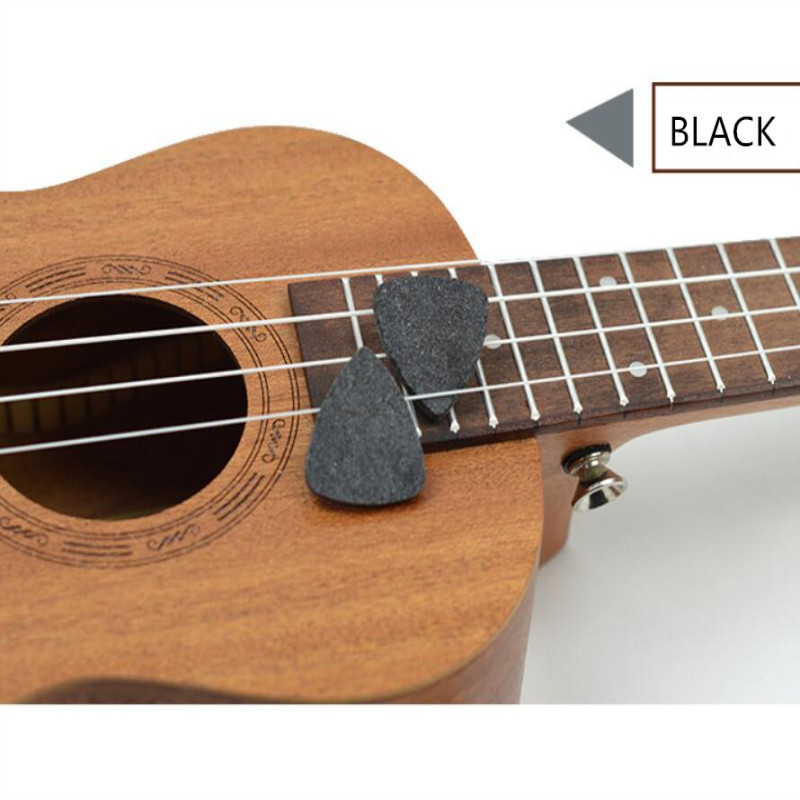 5 teile/los Ukulele wählen Bunte Weiche Filz Plektrum Vermittler Spezielle-förmigen Filz Pad wählt Gitarre Musical Instrument Zubehör: Schwarz  5Stck