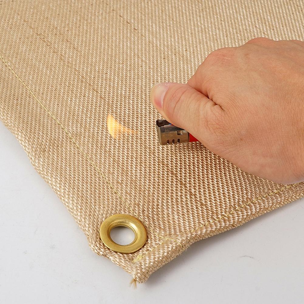 Camping Fireproof Grill Mat Cloth Flame Retardant Ember Mat Blanket with Storage Bag for Outdoors Picnic Barbecue Fireproof Mat
