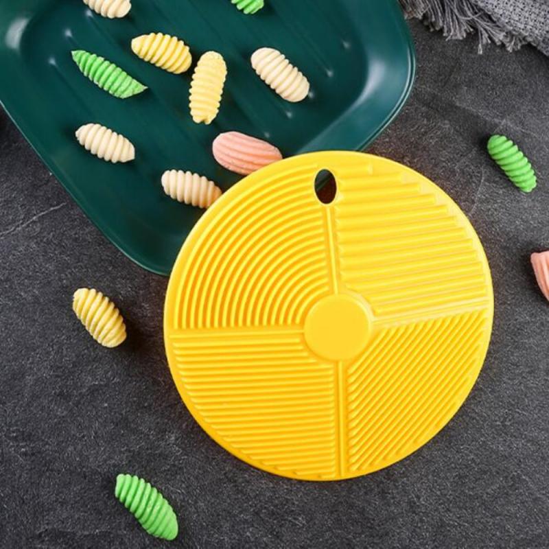 Plastic Board Spaghetti Macaroni Pasta Maker Rolling Pin Baby Food Supplement Molds Manual Pasta Tools Kitchen Accessories