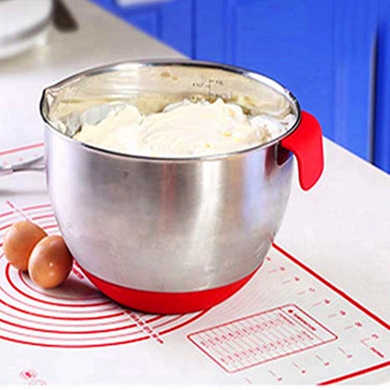 Premium Sealed Bowl Various Sizes Stainless Steel Non Skid Base Measuring Salad Spout Mixing Bowl Set with Silicone Handles