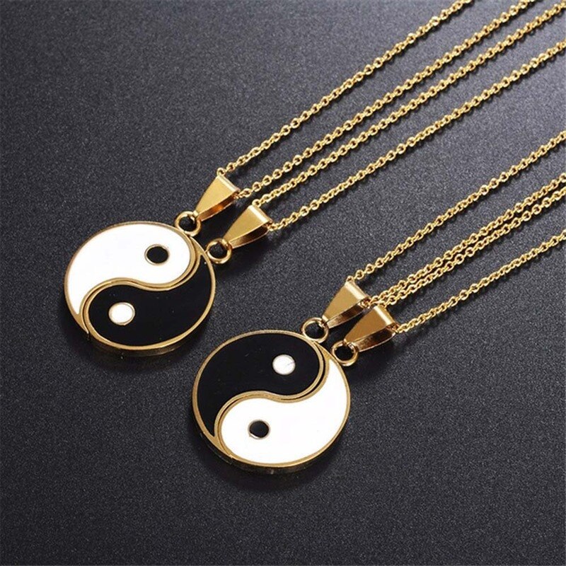 Matching 2 Pieces Stainless Steel Yin Yang Pendant Puzzle Piece Necklace Birthday Jewlery for Couple or Best Friends