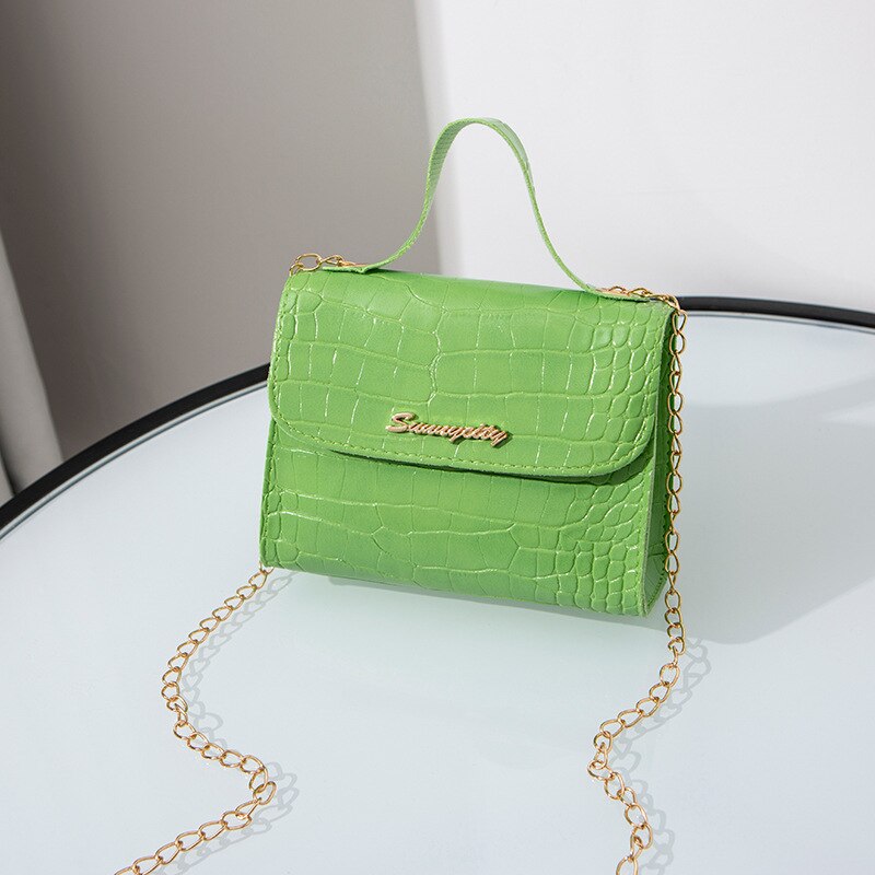 Summer Texture Women Bag Shoulder Bag Wave Chain Wild Messenger Bag Portable Small Square Bag: Green