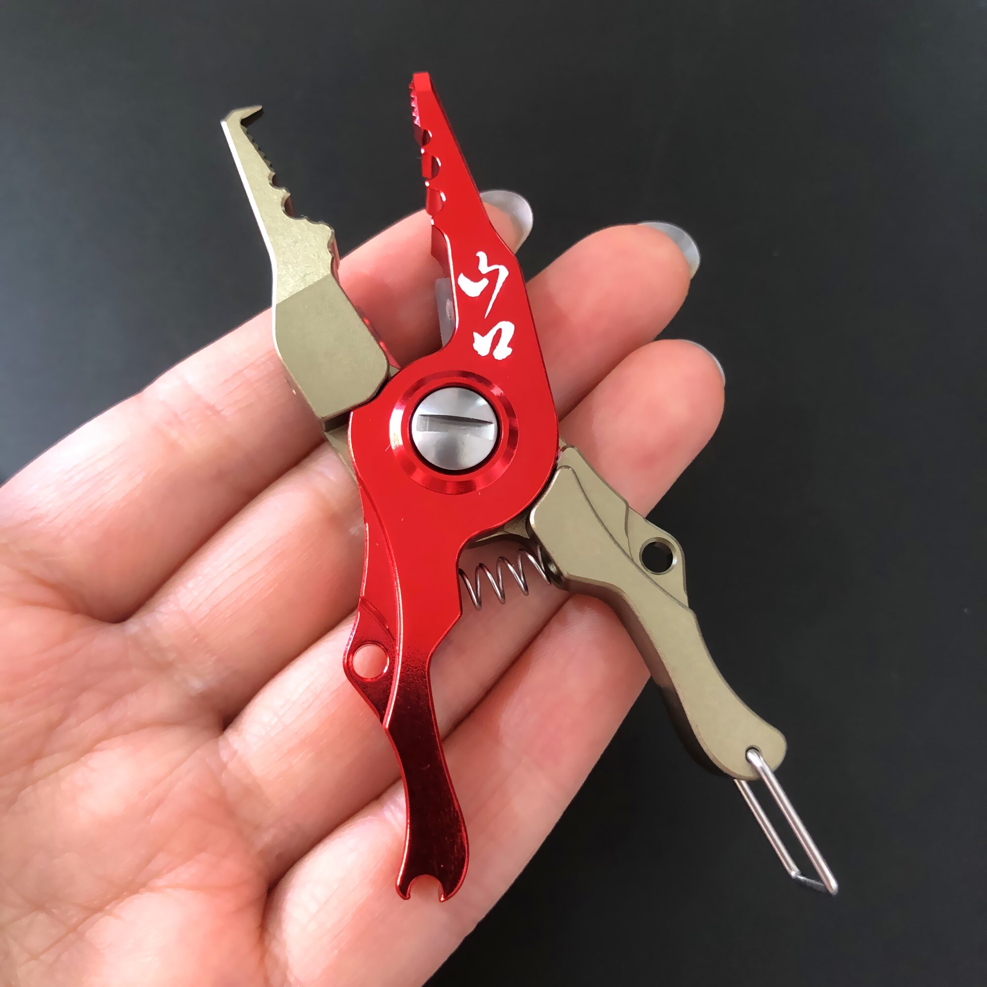 Mini Aluminium Legierung Angeln Zangen Griff einstellen Angelgerät Haken Erholen Cutter Linie Teilt Ring Angeln Werkzeug: SUNKO rot