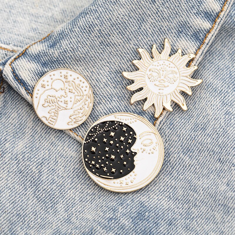 Broches de pulverización de Luna y sol con dibujos animados, alfileres de aleación Punk, insignias de etiqueta para ropa de mujer y niña, para , joyería, novedad