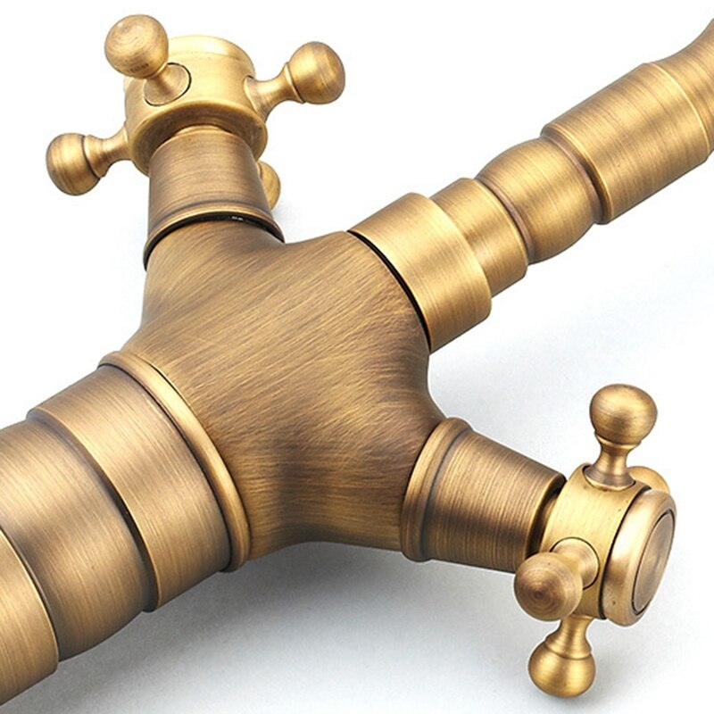 Antique Faucet Bronze Bronze Double Handle Rotating Spray Faucet Bathroom Faucet Retro Style Brass High Basin Faucet