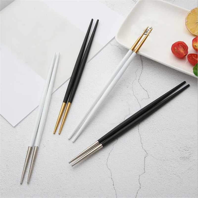 1 par lyxiga 304 rostfria ätpinnar titan guld ros sushi hashi färgglada kinesiska japanska ätpinnar