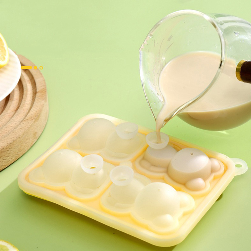 4 Grids Bear Ice Mold 3D Bear Silicone Ice Cube Tray Cartoon DIY Ice Ball Juice Milk Ice Maker Chilled Drinks Kitchen Tool