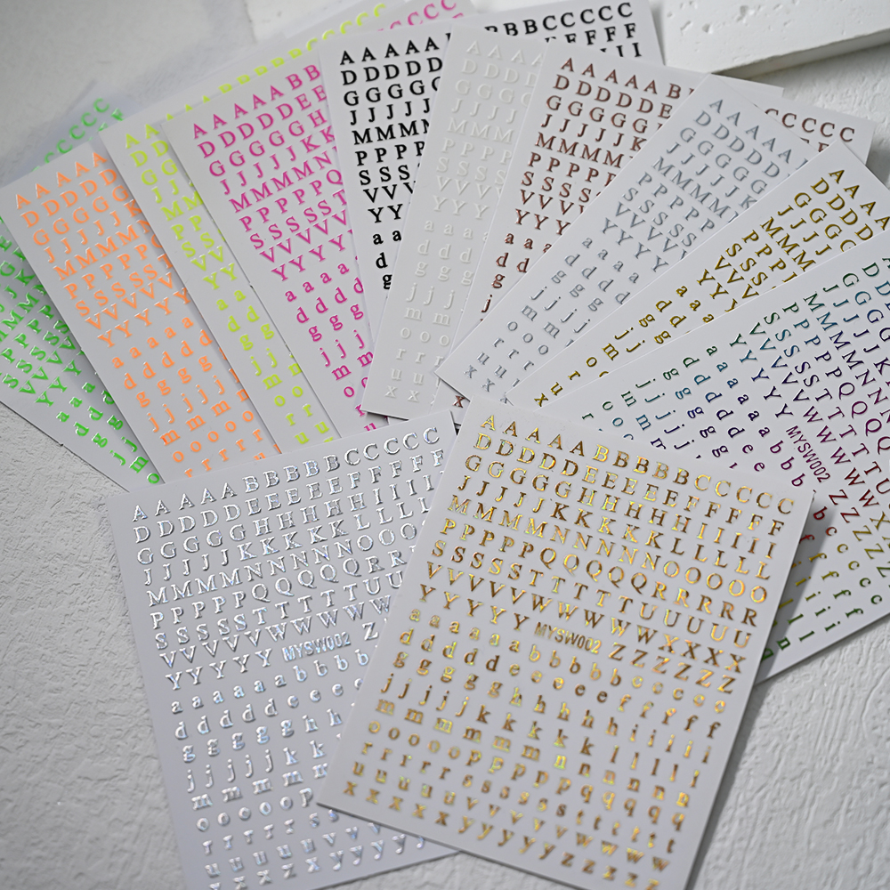 Calcomanías adhesivas con letras en inglés doradas y plateadas, pegatinas 3D metálicas con 26 alfabeto para decoración de uñas, deslizadores de manicura con letras 3D, 1 ud.