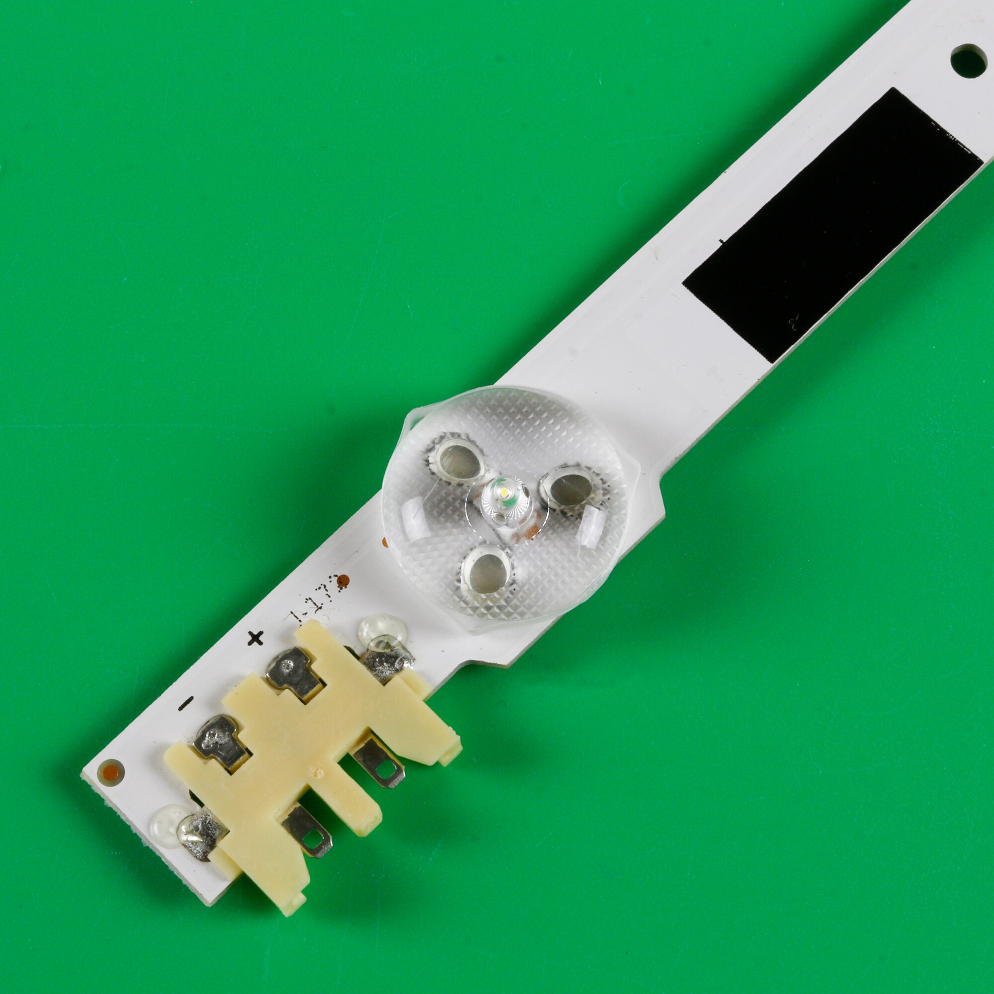 Bande de rétroéclairage LED 13, 832mm, pour SamSung