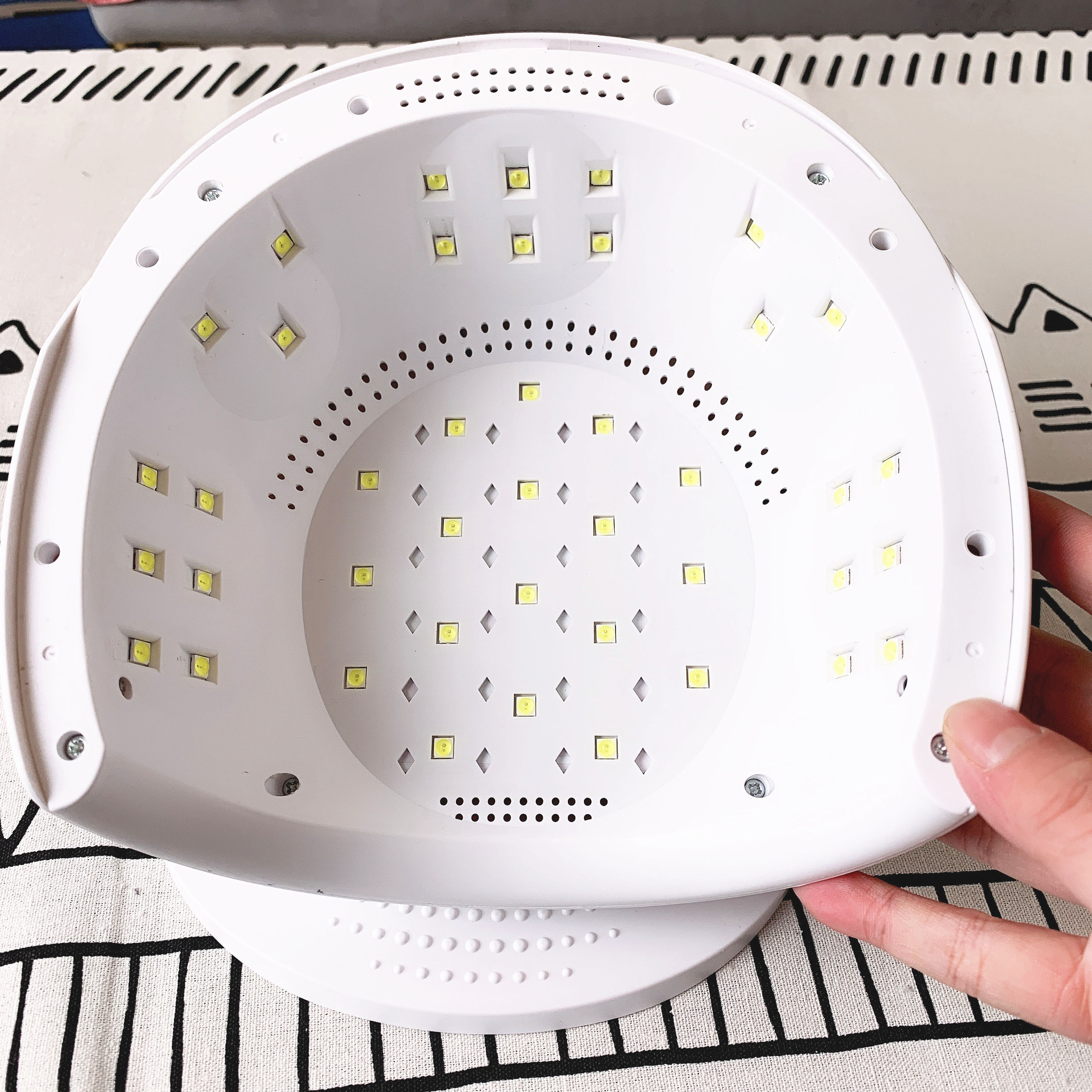 XZM M4 UV LED Lamp For Nails Dryer 82W 42pcs Ice Lamp For Manicure Gel Nail Lamp Drying Lamp For Gel Varnish lcd Display