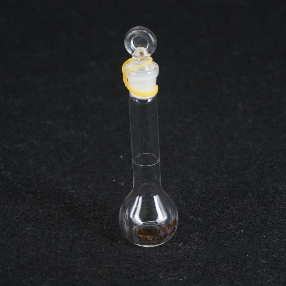 10ML Lab Volumetric Flask Class A G3.3 Borosilicate Glass With Stopper White