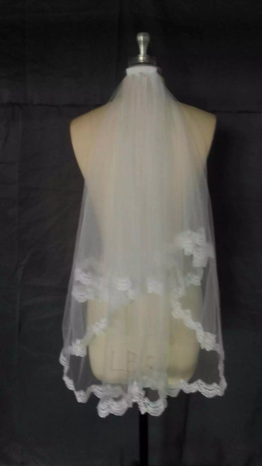 Voile de mariée court ivoire blanc avec peigne, bord en dentelle, accessoire pour mariage