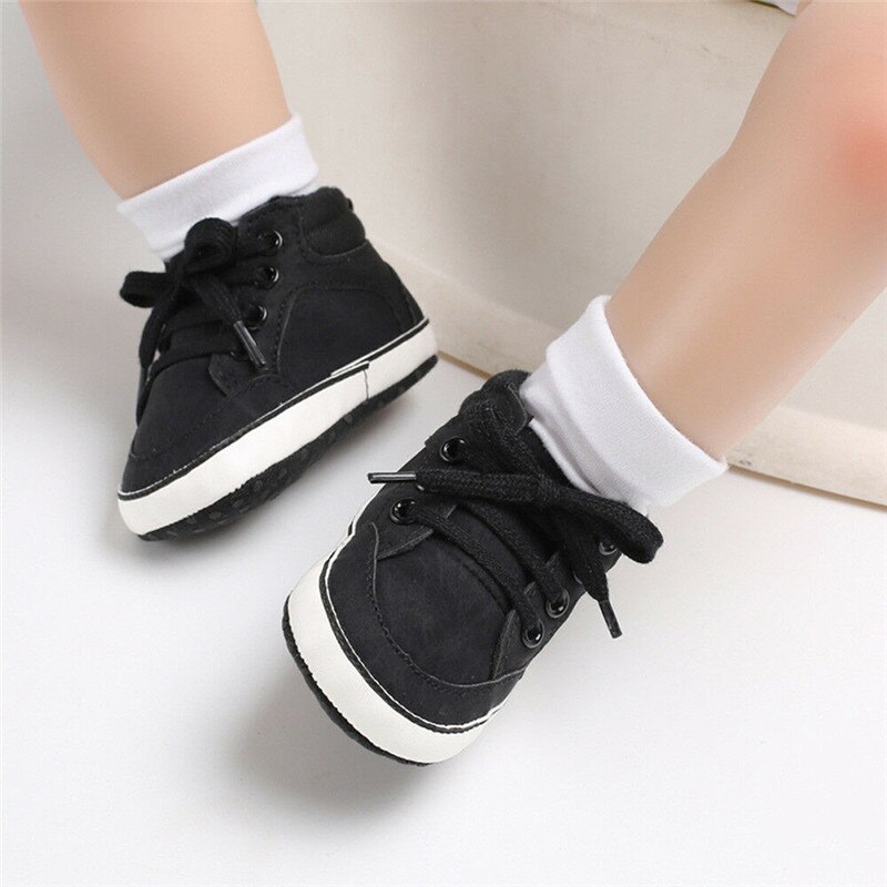Nyfødt baby børn krybbesko dreng pige blød sål solid kausal bund first-walker anti-skrid sneakers prewalker sko