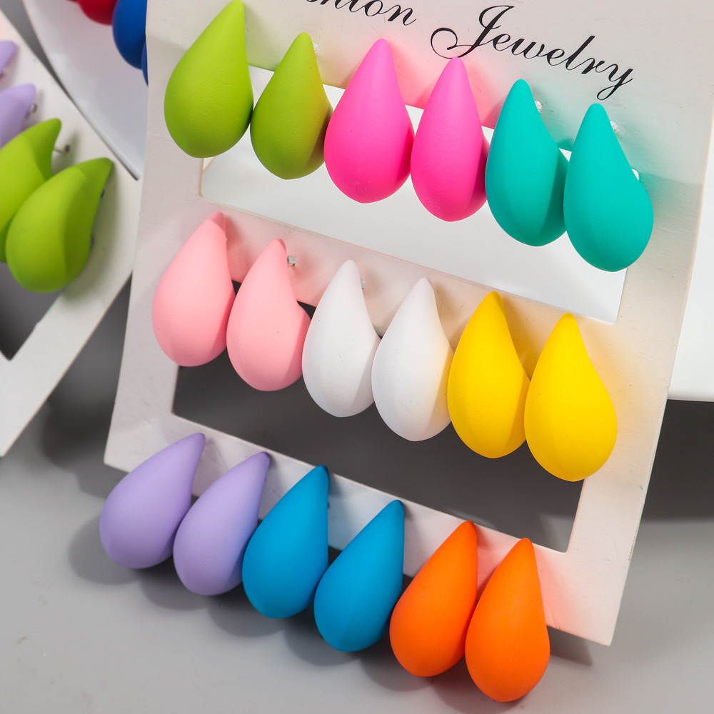 Neue 9 Paare/satz Acryl Kleine klobig Waterdrop Ohrringe Betrüger für Frauen matt Bunte Kuppel zerreißen Ohrring Reifen modisch Schmuck