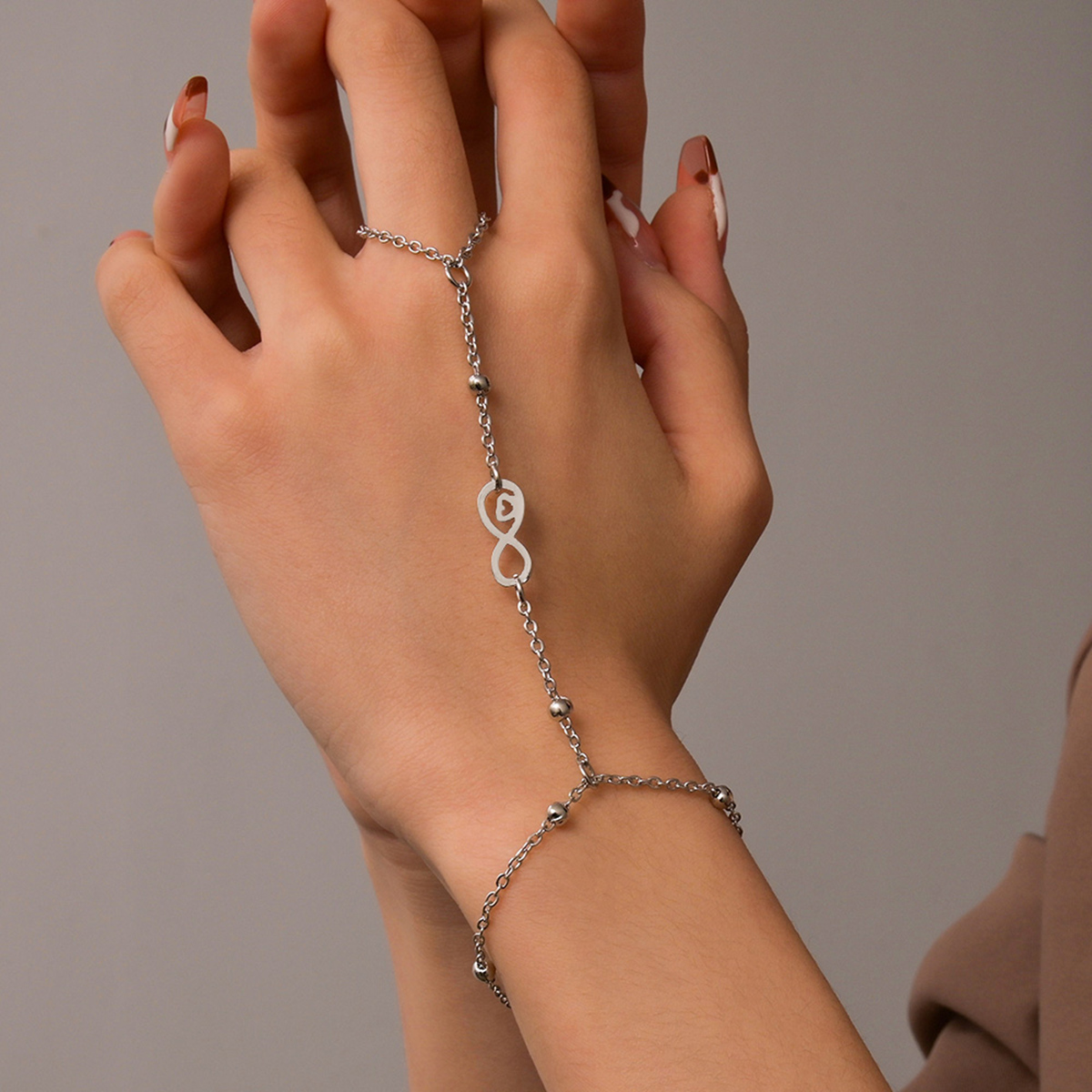 Pulsera con símbolo infinito de creatividad minimalista para mujer, cadena de dedo, de joyería, accesorios de ropa, número 8