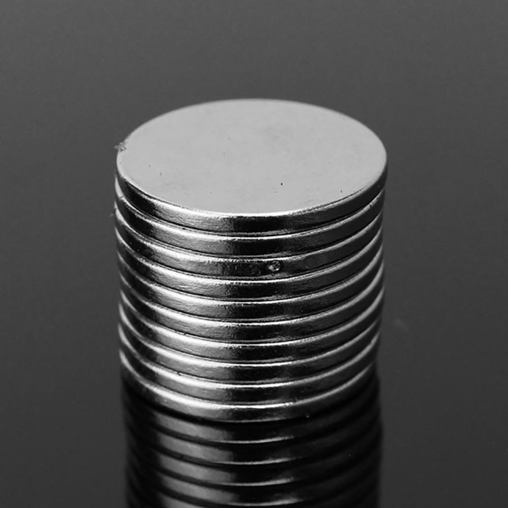 10 kpl 15 x 1.5mm n50 monikäyttöinen pyöreä levy harvinaisten maametallien tee itse erittäin vahvat magneetit jääkaapin askartelu akustiseen kenttäelektroniikkaan