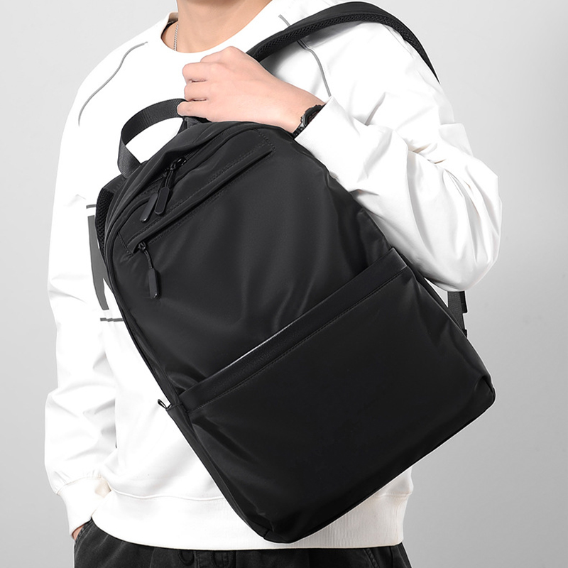 Zaino da uomo Zaino ultraleggero impermeabile di grande capacità Zaino da scuola di moda Zaino per laptop da 15,6 pollici