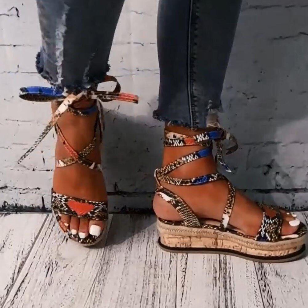 Sommer kvinder slange sandaler platform hæle tværbånd ankelblonder kigge tå strand fest damesko zapatos de mujer