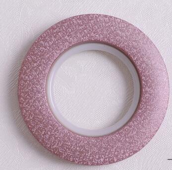50 stk.rund form plast ringe med lavt støjniveau til øjengardin mat krom gardinring i romersk cirkel: Lyserød