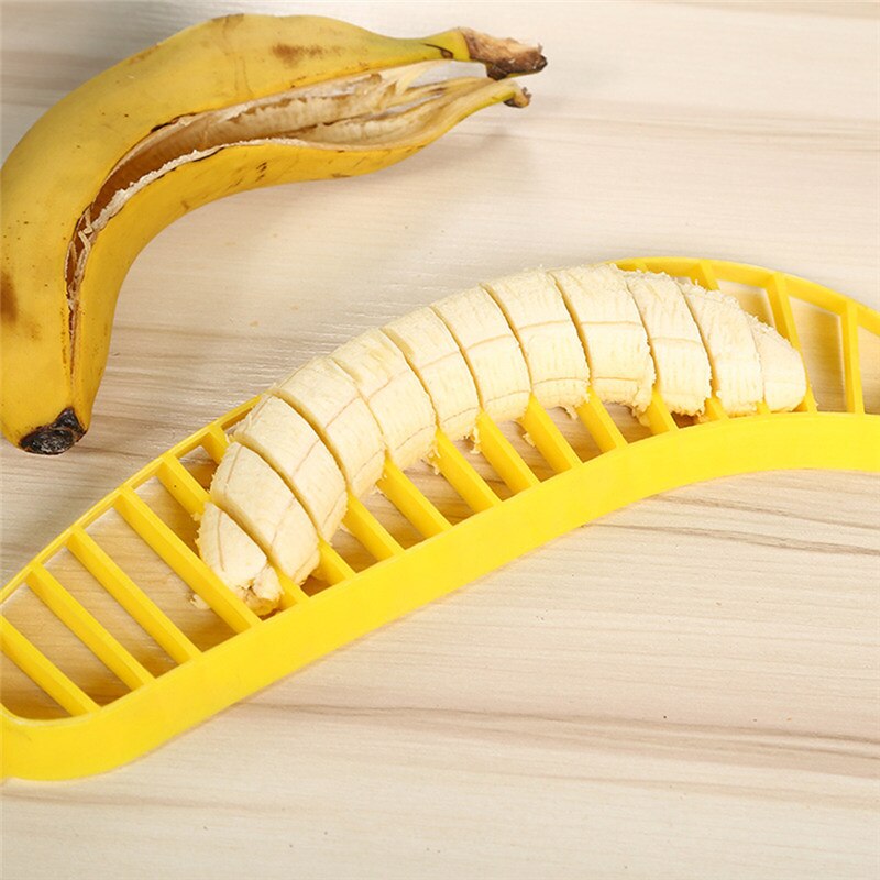 Kitchen Gadgets Plastic Banana Slicer Cutter Fruit Vegetable Tools Salad Maker Cooking Tools Kitchen Cut Banana Chopper