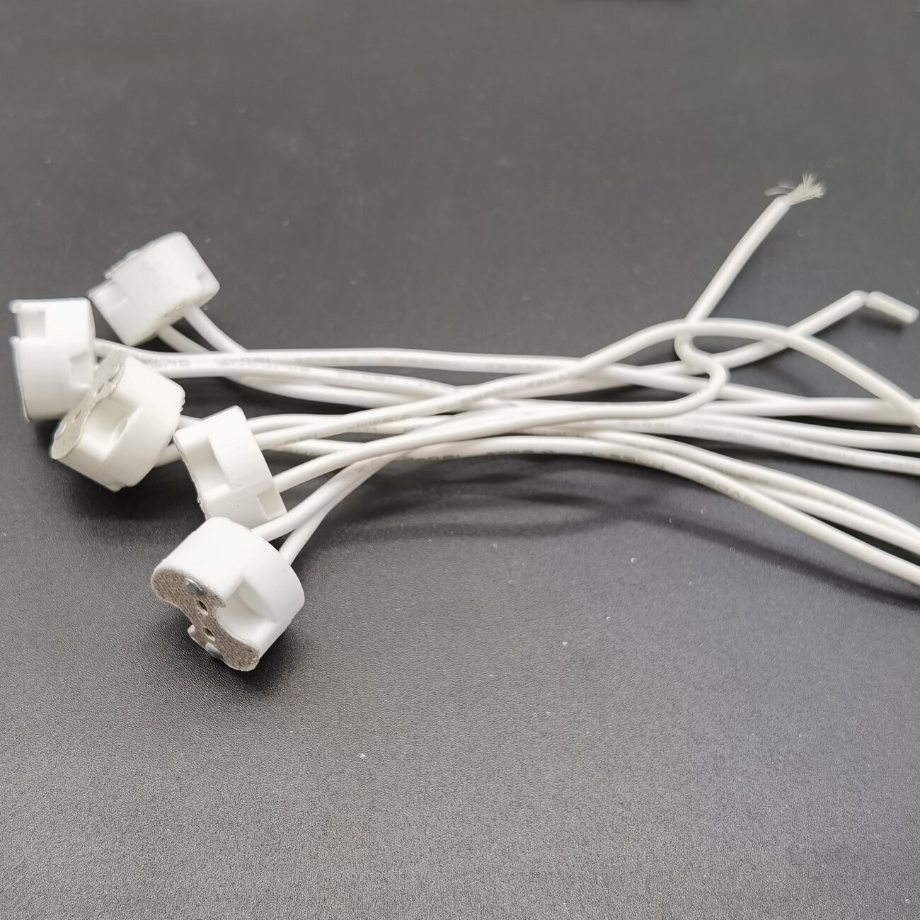 5-50PCS MR16 MR11 GU5.3 G4 Lamp Holder Bulb Base with Wire Ceramic Halogen Socket Pottery Connector 12V - 250V Led Light