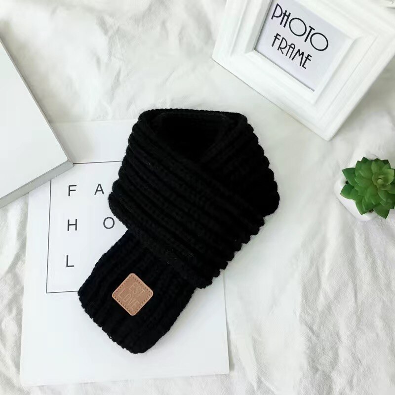 Schoolmeisje Schattige Kleine Sjaal Herfst Winter Festival Effen Kleur Veelzijdige Warme Gebreide Wol Korte Leuke Sjaal Voor Volwassenen: Black