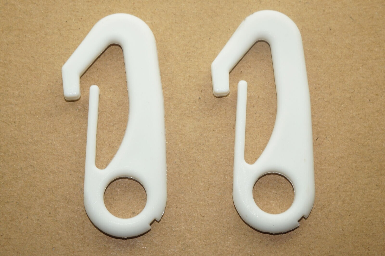Attache de poteau en Nylon avec clips pour drapeau, 10/50/100 pièces