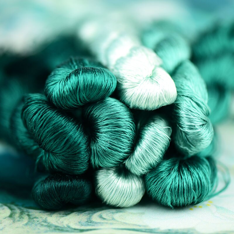400m Solid Color Embroidery Mulberry Silk Material Wrapping Flower Velvet Flower Thread Green Series