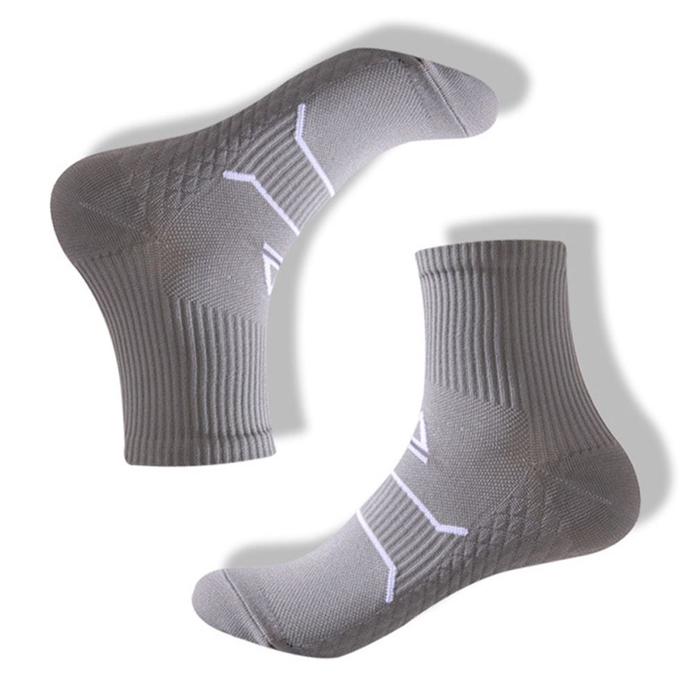 1Pair Middle Tube Socks Cycling Socks Sport Socks Bike Socks Boat Sock Athletic Cycling Socks Travel Socks Sports Supplies: grey men