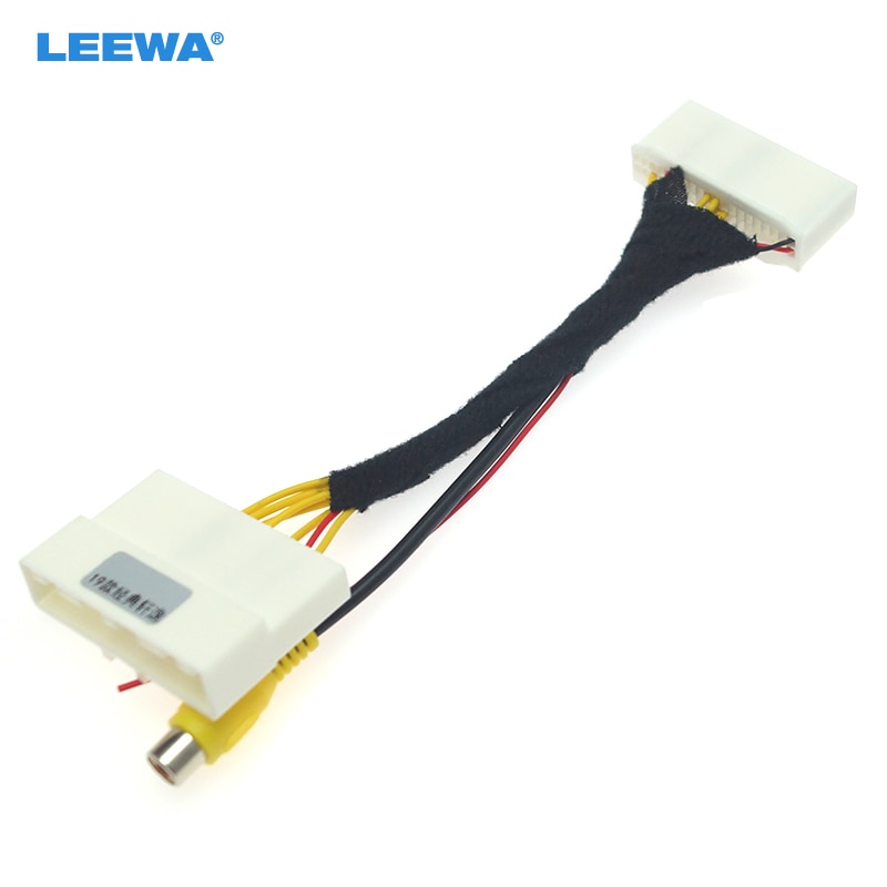 LEEWA Auto Achteruitrijcamera Omkeren RCA Video Converteren Kabel Voor Nissan Klassieke Sylphy Originele Monitor Aansluiting Adapter #6087