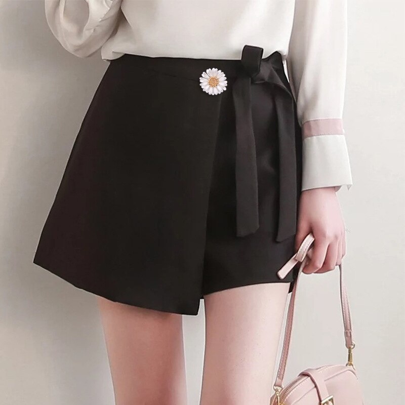 Spille piccola margherita spilla fiore anti-luce spilla gonna colletto ago Cardigan scialle sciarpa fibbia abbigliamento accessori donna regalo